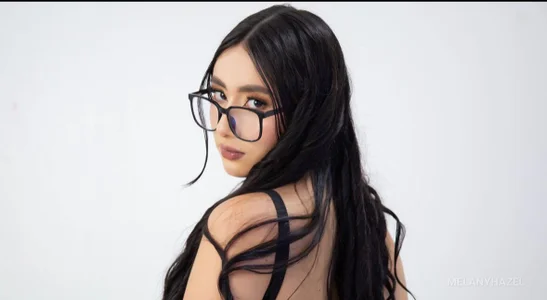 IvonneOwen Public صورة واحدة|IvonneOwen Public صورتان|IvonneOwen Public  2 صور|IvonneOwen Public  2 صورة