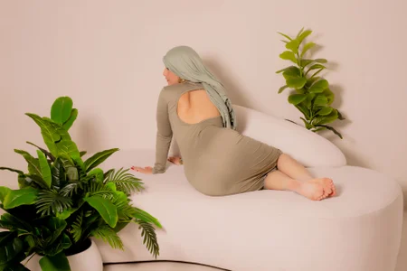 rawiya هل ت ستطيع مقاومة هذه النظرة؟ 😏📸 Foto