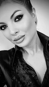 naughtymommy666 Who said that you gotta be naked to be sexy AF ?! Bilde 3