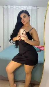 Hot de karolpimenta  5 Imagens