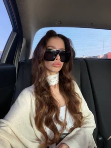 Too Hot For The Main Feed de AnabelHun  5 Imagens