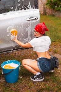 Janediazz washing cars Foto 3