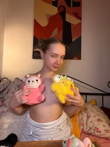 bambi_lu say "hi" to all my fluffy friends🧸 Foto 5