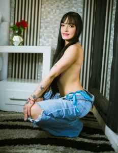 ChloeyBlack Lustful Dreams 😚 Εικόνα 2