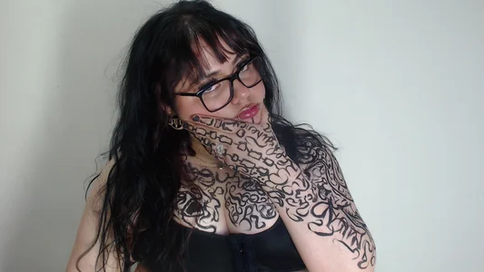 anishasanchezcm101 Black body paint Foto