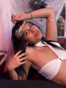 Sub_Scarlett “Una diosa… pero con pensamientos muy terrenales” ⚡💋 Pic 7