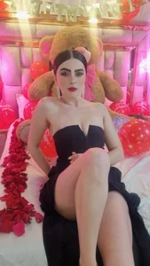 Octavia_collins new Hình