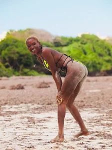 tynniee Public slika 3