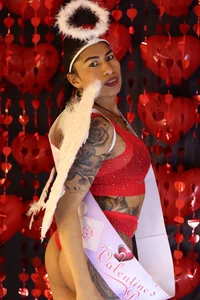 khiara_moretti 💖💋 Valentine’s Day Cravings: Sweet & Sinful 🔥🌹💌 (Full Photoshoot) Pic 2
