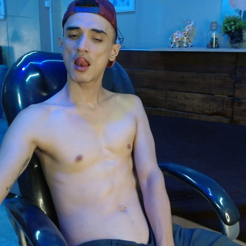FelipeFriendly Poză populară 730