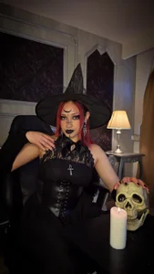 NaylaNyx THE NIGHT OF THE WITCHES 😈🎃🧙‍♀️ Poză