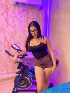 SabrinaBombshel_ SEXY GYM 🍑🔥 Poză