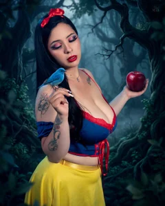 SharlotJones Your forbidden fruit Pic 2