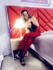 Abril_Sexx I want you to kiss me as if nothing else existed😏  4. fénykép