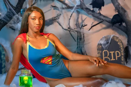 FiorelaLenin super pussy halloween зображення 3