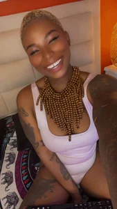 KenyaMystic White set ♥ Pic 2