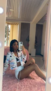 SavannahWildee Sweet girl🙈 사진 5