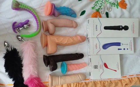 _CherrySweetie_ My toys 🤤🍒 Pic
