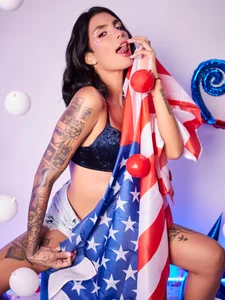 DeuxGold USA Independence Day 2024 Immagine  3