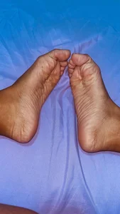 Emy_sweet07I LOVE MY FEET Bild 4