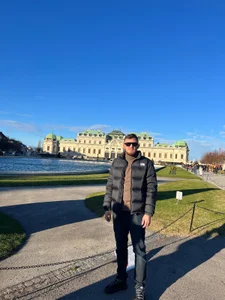 Public de RoyalStudX  4 Imagens