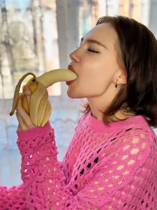 LanaBlu_ banana or...? 사진 2