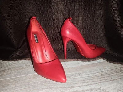 JasmineMilko Miss Jasmine's shoes Hình 2