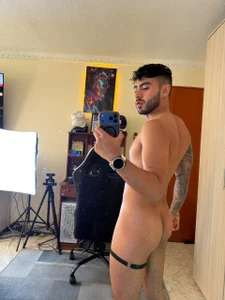 ItsMeEros Booty shape Gambar 2