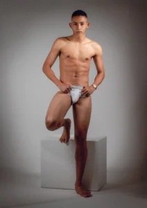 Public de B_Wild  3 Imagens