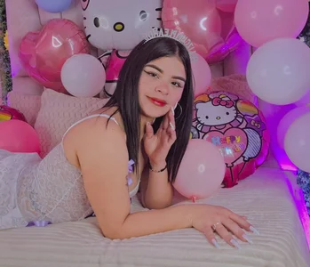 Jade_Nmm HAPPY BIRTHDAY JADE 🎂🎉🎉🎈 Immagine  4