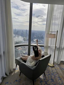 Emily-Nguyen: hello ( фото)