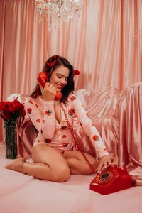 IvyEllis Who wants to be my Sugar Valentine?😍🌈 Bilde 3