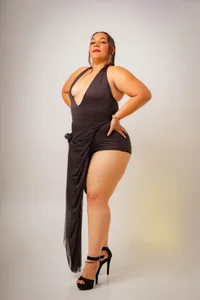 AmandaNordby_ sexy black & rose Pic 3