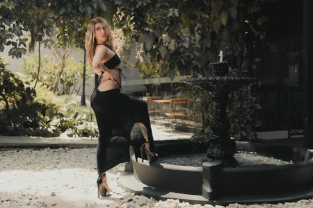 PaulinaSantos_ fontana Pic 3