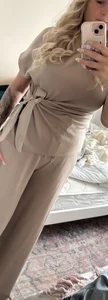 Elegant_Erin Public slika 2