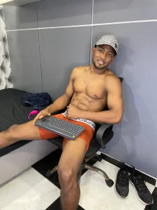 StevenbrandMY HOT BODY图片 2