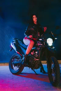 SophiieEvanss Biker girl Pic 2