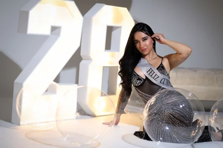 Happy 28 od EmmyEvans1  4 snímek