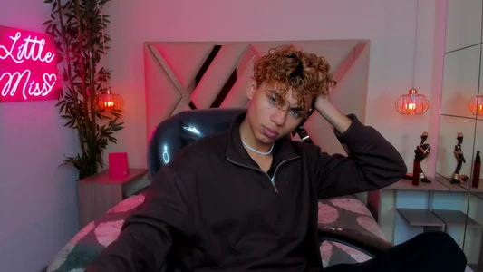 Anyelo_Twink I am ready today Hình