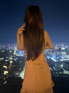 Selenaaaaa- Public Hình