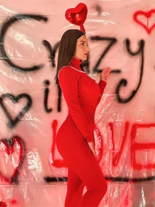 MorganHicks Red Valentine's Day Immagine  3