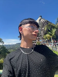slim_tian A PRETTY TRIP Immagine  3