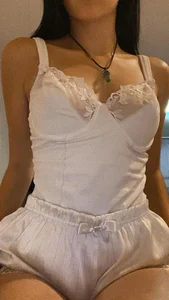 Aria-Stark Public Pic 3