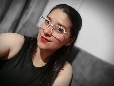 Alana_steel_1 Public Pic