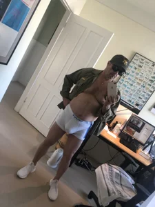 hotdadbod More Horny Jock Pic 5