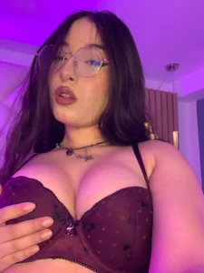 ❤️🤤I want you to be in my arms❤️🤤 de Ivory_Dlacour  3 photos