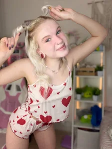 Mia_WaterFall wearing my cute pj set for you :3 Pic 9