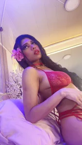 salomebenzbrunette sexy for you Bild 4