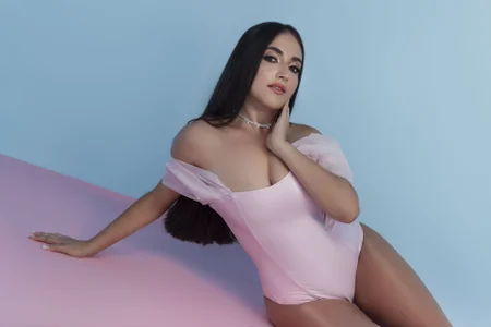 BrookeMiller pink and sexy Pic 2