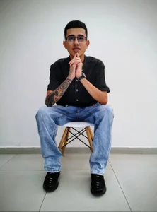 asher_luxのcasualesの枚の写真